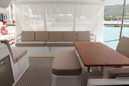 Fountaine Pajot Fountaine Pajot Astrea 42 - 4 + 1 cab. Idle Time
