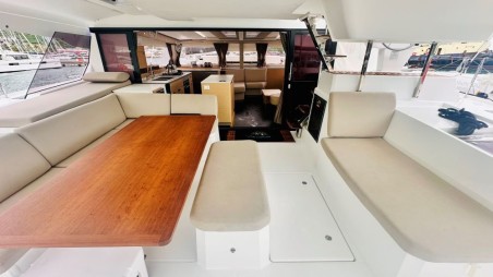 Fountaine Pajot Fountaine Pajot Aura 51 - 5 + 1 cab. Freedom