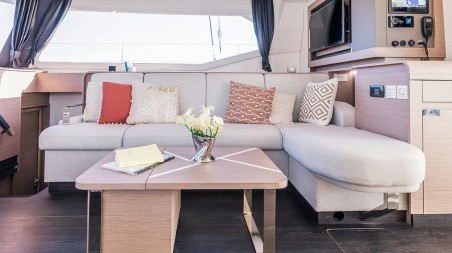 Fountaine Pajot Fountaine Pajot Aura 51 - 6 cab Lune Rae