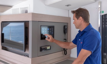 Fountaine Pajot Fountaine Pajot Elba 45 - 4 + 2 cab. Two Phish