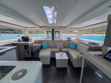 Fountaine Pajot Fountaine Pajot Isla 40 - 4 + 1 cab. Déjà Vu
