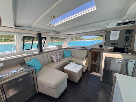 Fountaine Pajot Fountaine Pajot Isla 40 - 4 + 1 cab. Déjà Vu
