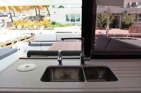 Fountaine Pajot Fountaine Pajot Lucia 40 - 4 cab. Wish You Were Here