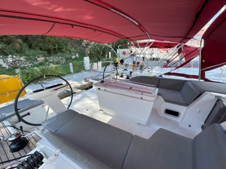 Bénéteau Oceanis 46.1 Bumblebee