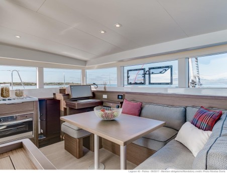 Lagoon 40 - 4 + 2 cab | Yacht Charter British Virgin Islands | Travelboat