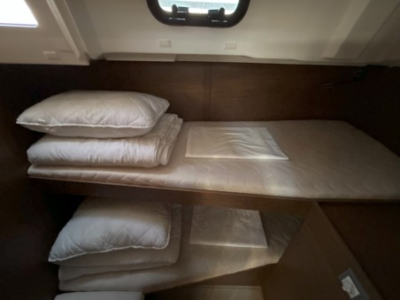 Bénéteau Oceanis 46.1 Bumblebee