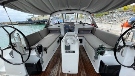 Jeanneau Sun Odyssey 440 - 3 cab. White Cap