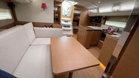 Jeanneau Sun Odyssey 440 - 3 cab. White Cap