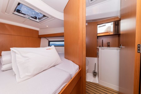 Bavaria Yachtbau Bavaria C38 Martini