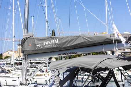 Bavaria Yachtbau Bavaria C42 Maraschino