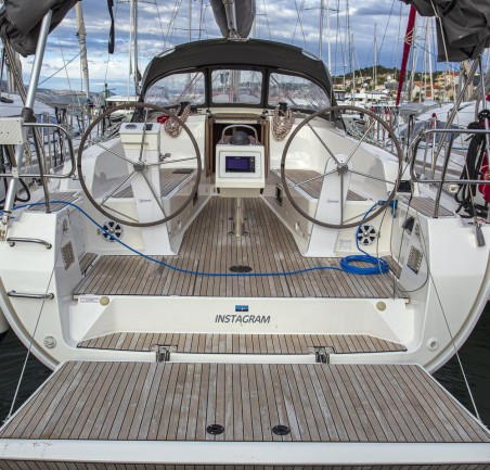 Bavaria Yachtbau Bavaria Cruiser 41 - 3 cab. Instagram