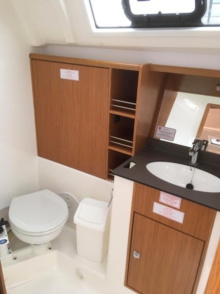 Bavaria Yachtbau Bavaria Cruiser 41 - 3 cab. Instagram