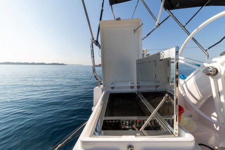 Elan Marine Elan Impression 45 - 4 cab. Amaretto