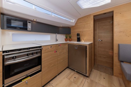 Elan Marine Elan Impression 45 - 4 cab. Amaretto