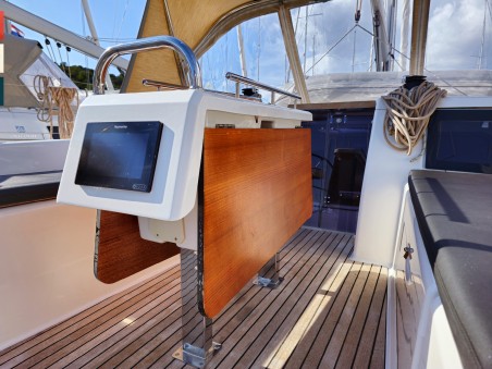 Dufour Yachts Dufour 360 GL Layla