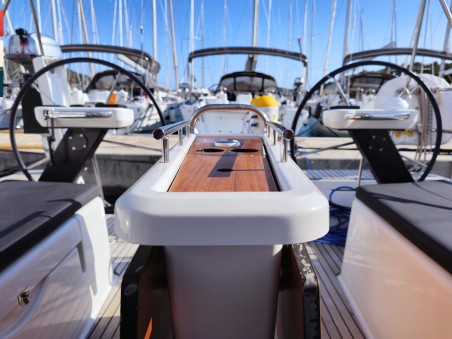 Dufour Yachts Dufour 360 GL Layla