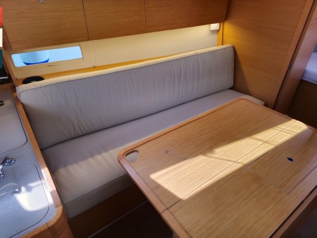 Dufour Yachts Dufour 360 GL Layla