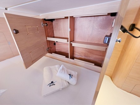 Dufour Yachts Dufour 44 - 4 cab Furioso