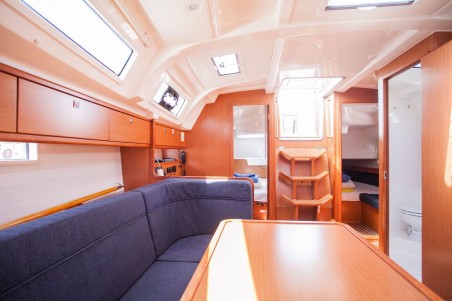 Bavaria Yachtbau Bavaria Cruiser 41 - 3 cab. Dolce vita