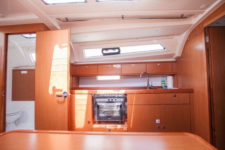Bavaria Yachtbau Bavaria Cruiser 41 - 3 cab. Dolce vita