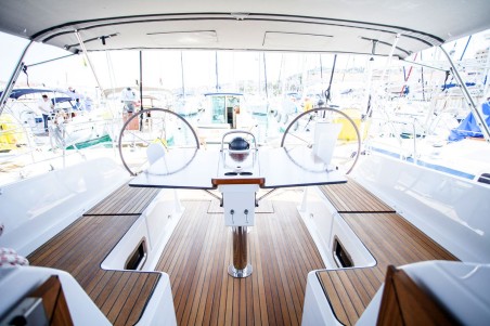 Bavaria Yachtbau Bavaria Cruiser 46 - 3 cab. 'njoy