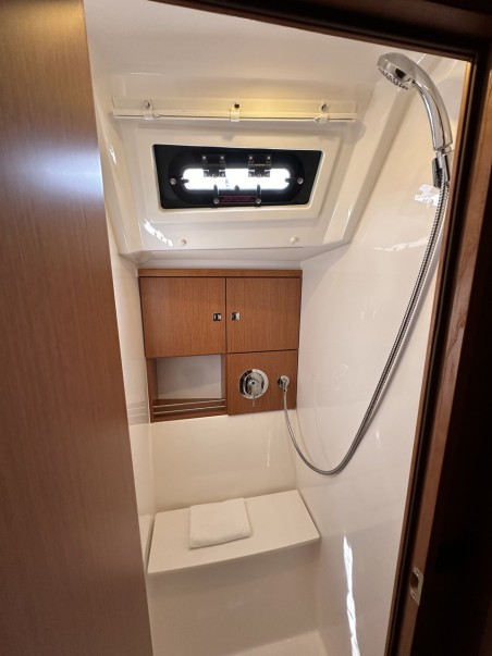 Bavaria Yachtbau Bavaria Cruiser 46 - 4 cab. Iskra