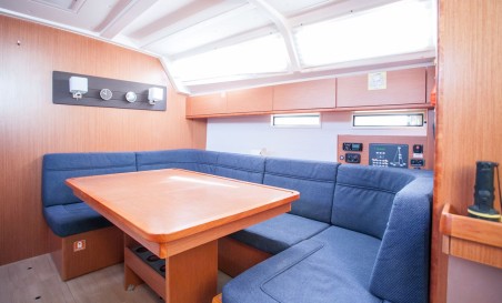 Bavaria Yachtbau Bavaria Cruiser 46 - 4 cab. Set Point
