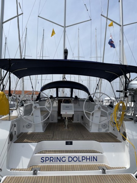 Bavaria Yachtbau Bavaria Cruiser 46 - 4 cab. Spring Dolphin