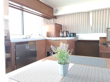 Lagoon-Bénéteau Lagoon 40 - 4 + 2 cab Sailing Point