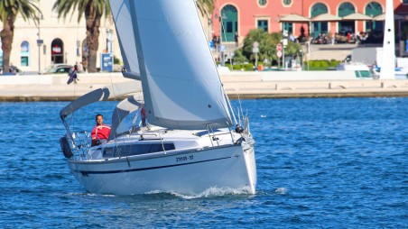Bavaria Yachtbau Bavaria Cruiser 34 Bobara