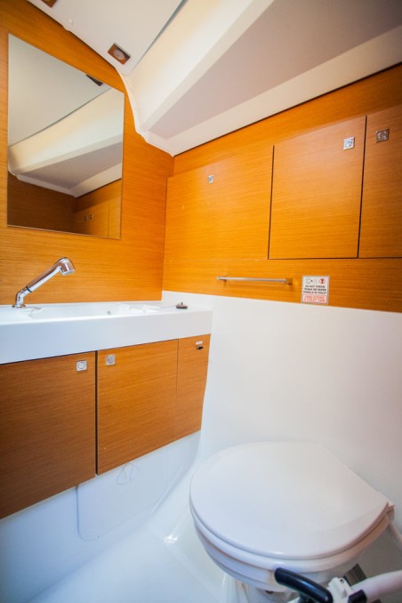 Jeanneau Sun Odyssey 509 - 5 + 1 cab. Rock Point