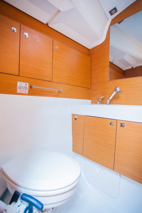 Jeanneau Sun Odyssey 509 - 5 + 1 cab. Rock Point