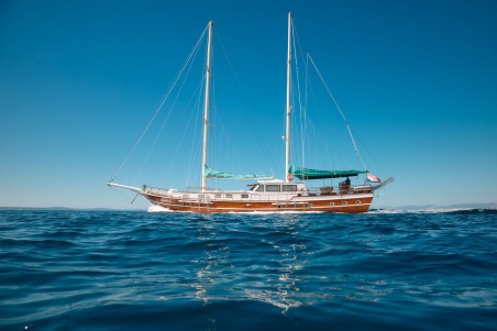 Custom Made Agora Agora