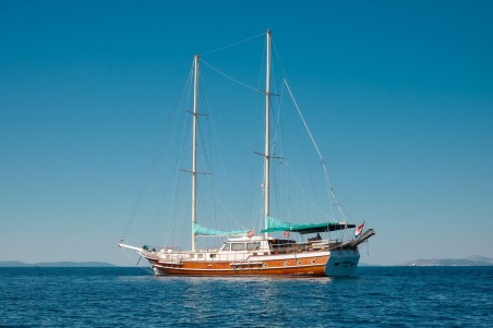 Custom Made Agora Agora