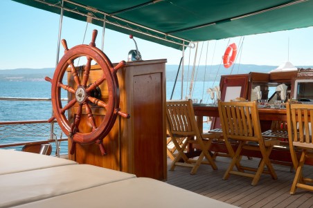 Custom Made Agora Agora