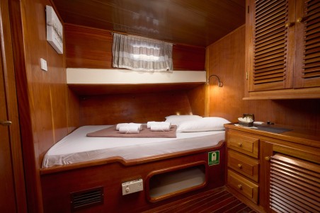 Custom Made Agora Agora