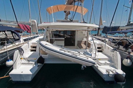 Catana Group Bali 4.5 - 4 + 2 cab. Adria Nikita