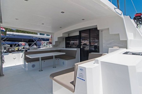 Catana Group Bali 4.5 - 4 + 2 cab. Adria Nikita