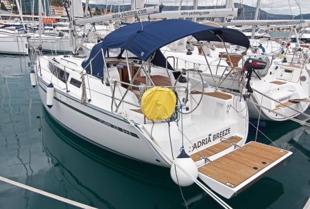 Bavaria Yachtbau Bavaria Cruiser 33 Adria Breeze