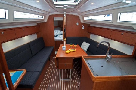 Bavaria Yachtbau Bavaria Cruiser 33 Adria Breeze