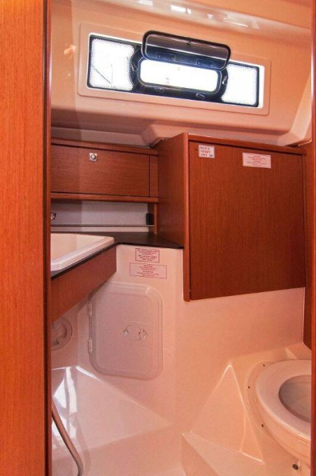 Bavaria Cruiser 34 | Czarter jachtu Chorwacja | Travelboat