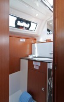 Bavaria Yachtbau Bavaria Cruiser 37 - 3 cab. Adria Nina