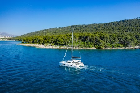 Lagoon-Bénéteau Lagoon 42 - 4 + 2 cab. Luminor