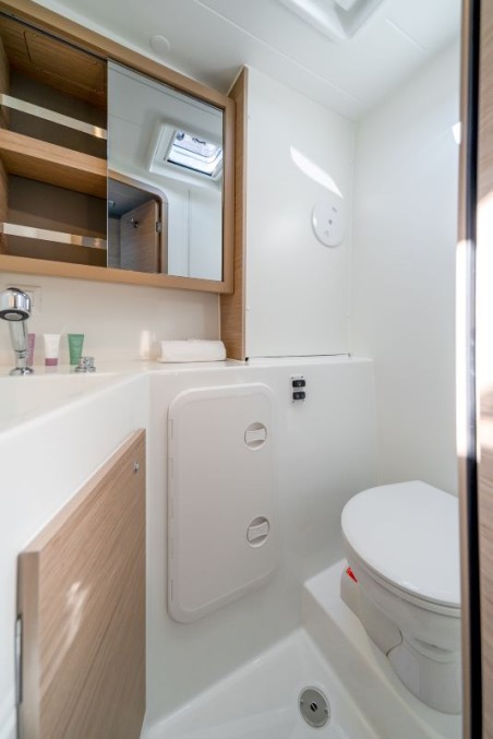 Lagoon-Bénéteau Lagoon 42 - 4 + 2 cab. Olyntha