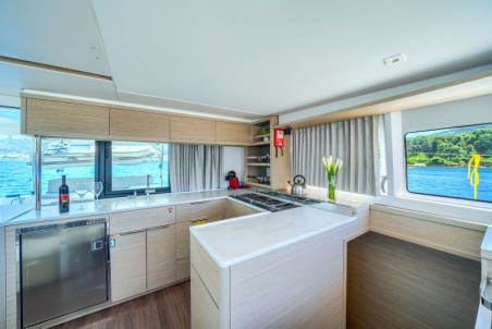 Lagoon-Bénéteau Lagoon 46 - 4 + 1 cab. Adrion