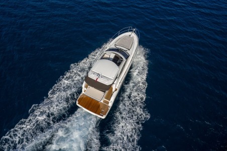 Leader 36 | Czarter jachtu Chorwacja | Travelboat