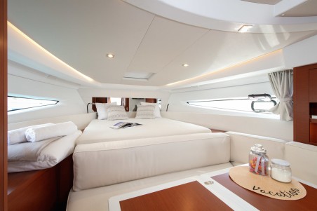 Leader 36 | Czarter jachtu Chorwacja | Travelboat
