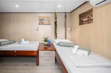 Unknown M/S Carpe Diem Carpe Diem