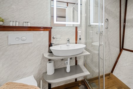 Unknown M/S Carpe Diem Carpe Diem