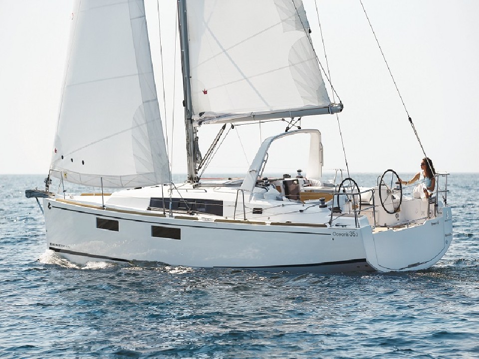 Bénéteau Oceanis 35.1 Maya Bay 2